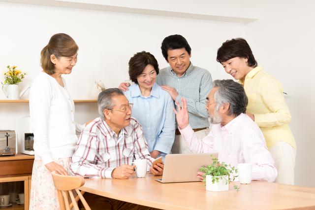 新NISAの利用状況：世代ごとの違いを分析
